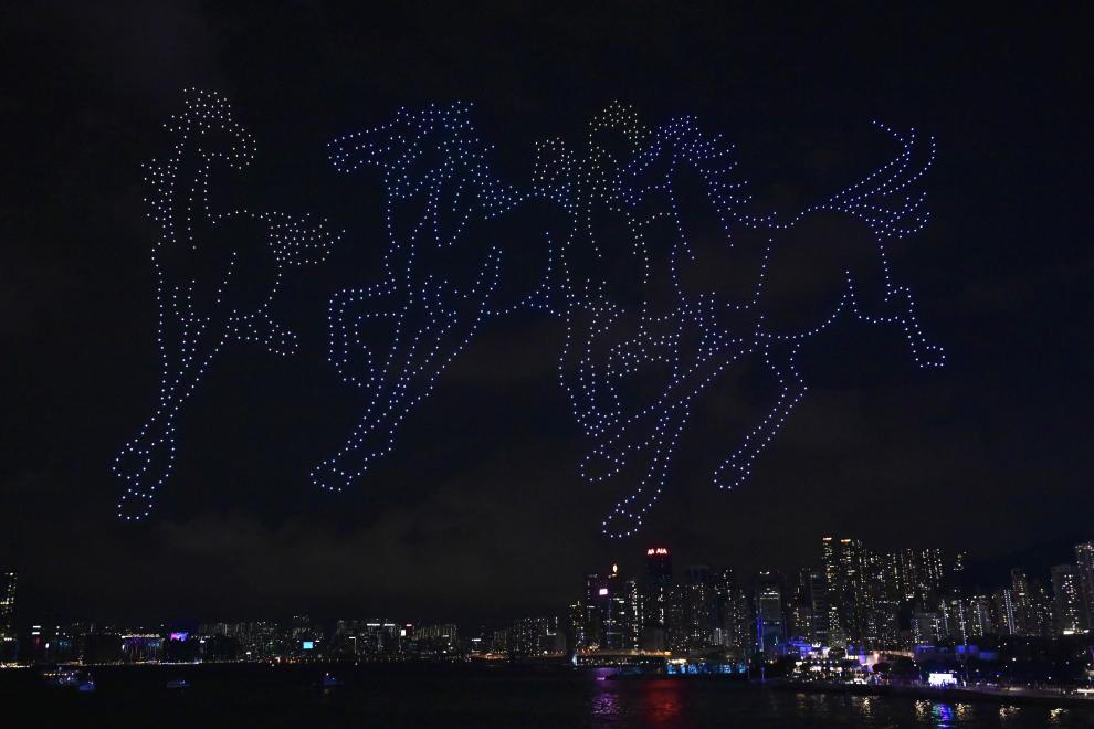 2036年香港开奖结果查询,科技与传统的完美融合香港2020年开奖233cm
