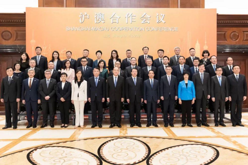 澳门双面，老城韵味与新潮摇号老澳门和新澳门摇号区别